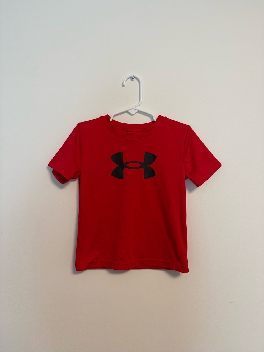 NWOT Under Armour Boys 3T DriFit Shirt